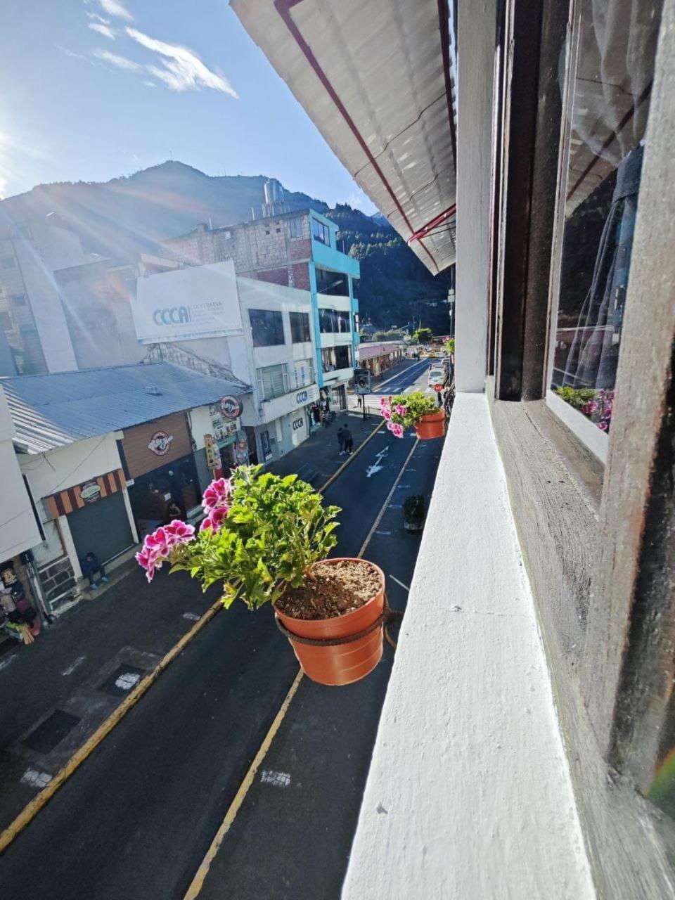 Garden House Hostal Baños Екстериор снимка