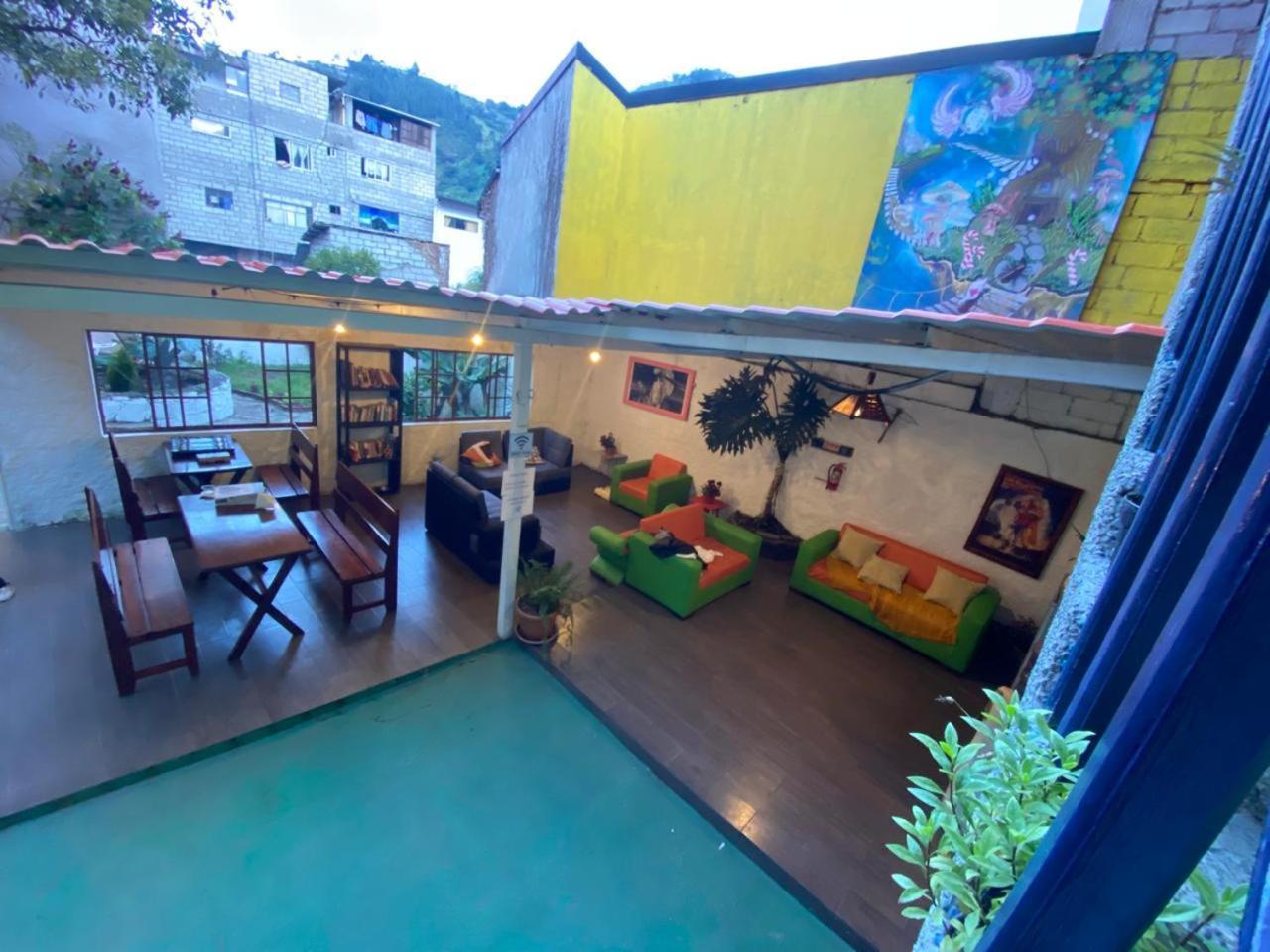 Garden House Hostal Baños Екстериор снимка