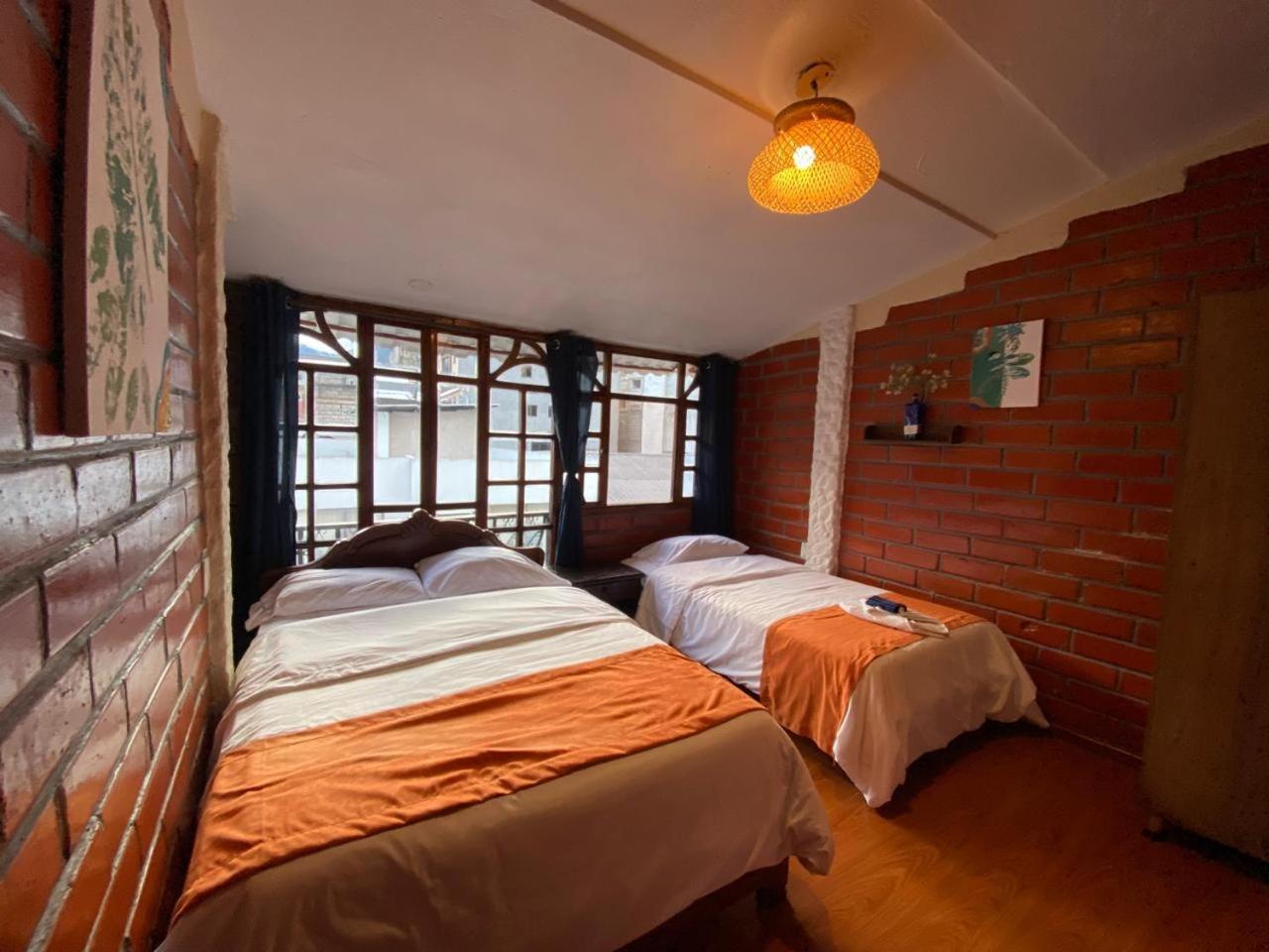 Garden House Hostal Baños Екстериор снимка